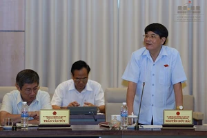 Đề xuất tăng lương cơ sở lên mức 1,3 triệu đồng/tháng