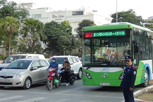 Buýt nhanh BRT chính thức thu phí 7000 đồng/lượt