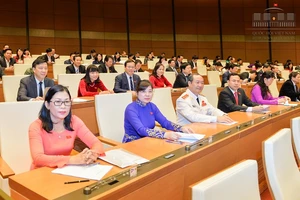 Đại biểu Quốc hội được khoán tiền để thuê thư ký