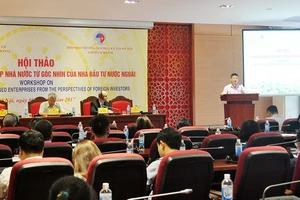 Cổ phần hoá DNNN: Gậy có, cà rốt không có nên khó làm