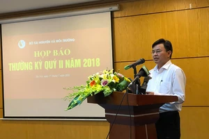 Gần 6.000 container rác tồn đọng tại các cảng Việt Nam