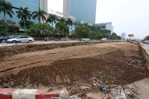 Chi 126 tỉ xén dải phân cách chống ùn tắc dịp Tết