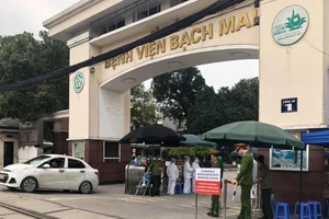 Chủ tịch Hà Nội ra công điện mới nhất về ổ dịch BV Bạch Mai