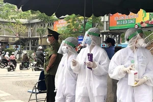 Hà Nội: 66,6% ca lây nhiễm COVID-19 qua xét nghiệm mới biết