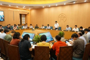 4 người hút chung thuốc lào với ca COVID-19 mới tại Hà Nội