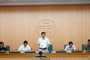 6 quận huyện của Hà Nội bị phê bình không họp chống COVID-19