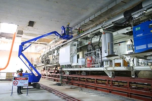Đang lắp đặt 'quái thú' đào hầm Metro Nhổn - Ga Hà Nội