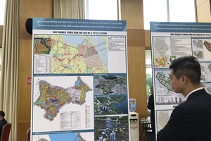 Hà Nội giãn 215.000 dân, hạn chế cao tầng ở 4 quận cũ