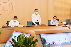 Chủ tịch Hà Nội cảnh báo nguy cơ dịch tại huyện Gia Lâm