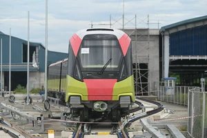Chùm ảnh: Vận hành thử nghiệm tuyến metro Nhổn - ga Hà Nội