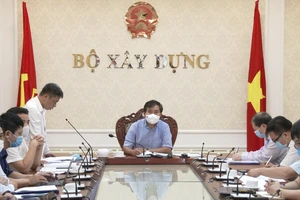 Bộ Xây dựng đề nghị nhiều tỉnh học kinh nghiệm TP.HCM về lập bệnh viện dã chiến