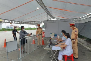 TP Hà Nội triển khai camera quét mã QR tại 67 chốt kiểm soát dịch