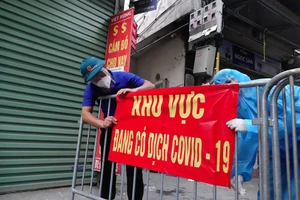 Từ 17-11: Hà Nội thí điểm cách ly F1 tại nhà, điều trị F0 ở xã phường 