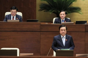 Bộ trưởng Lê Minh Hoan: 'Tôi sợ nhất câu hỏi đến bao giờ hết được mùa, mất giá'