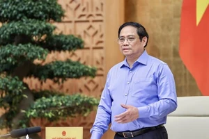 Thủ tướng: Điều chuyển vốn từ các dự án kém hiệu quả sang dự án đảm bảo tiến độ 