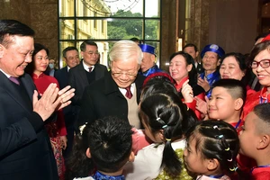 Tổng Bí thư: Những người có trọng trách lớn càng phải gương mẫu