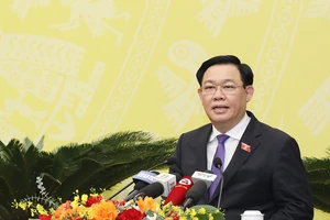 Chủ tịch Quốc hội đề nghị Hà Nội sớm hiện thực hoá quy hoạch sông Hồng