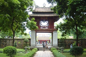 Đề xuất dùng mô hình Khuê Văn Các làm quà tặng dịp kỷ niệm 70 năm giải phóng Thủ đô