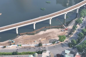 Hà Nội: Hồ Đống Đa bị lấp tạm 6.500 m2 mặt nước để chỉnh trang, cải tạo lại