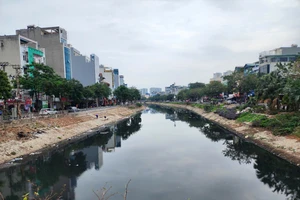 Hai giám đốc Sở của Hà Nội nêu giải pháp 'hồi sinh' sông Tô Lịch