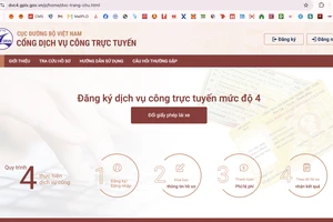 Hà Nội hướng dẫn người dân ngồi nhà cấp đổi giấy phép lái xe qua mạng