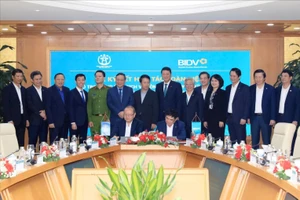 206 điểm giao dịch BIDV ở Hà Nội trở thành đại lý dịch vụ công trực tuyến