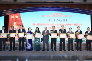 Chương trình xây dựng người Hà Nội thanh lịch, văn minh đạt nhiều dấu ấn