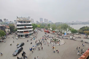 Hà Nội ấn định thời điểm tháo dỡ tòa nhà 'Hàm cá mập'