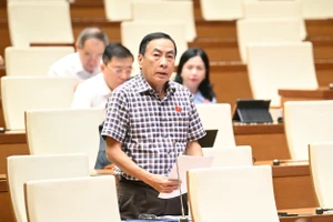 ĐBQH: Một số nơi chỉ một đơn vị trúng thầu liên tục