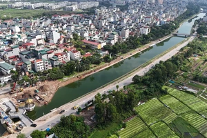 Hà Nội dự kiến xây công viên, quảng trường, sân thể thao dọc sông Tô Lịch hơn 4.665 tỉ đồng