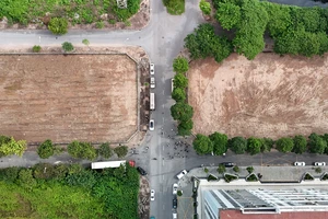 Người dân bên hồ Hoàn Kiếm phải di dời để làm quảng trường, công viên được bố trí tái định cư thế nào?