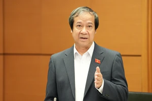 Bộ trưởng Nguyễn Kim Sơn: Tháng 11 sẽ có phương án về một bộ sách giáo khoa thống nhất