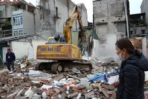 Hà Nội cưỡng chế giải phóng mặt bằng ở con đường đắt nhất hành tinh