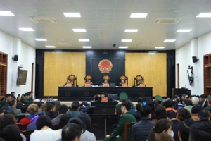 Xử vụ sai phạm đất quốc phòng ở sân bay Nha Trang: 2 cựu thiếu tướng nhận sai nhưng nói 'không vụ lợi'