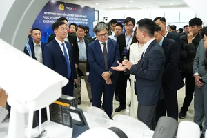 Hà Nội ra mắt Sàn giao dịch công nghệ và Chợ chuyển đổi số