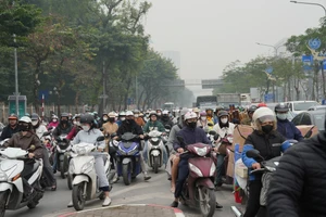 Hà Nội lùi thời điểm thông qua 2 nghị quyết về vùng phát thải thấp và hỗ trợ chuyển đổi phương tiện xanh