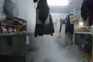 Sét đánh trúng kí túc xá, sinh viên hoảng loạn