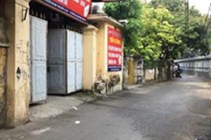 Người đàn ông tử vong trong tư thế ngồi