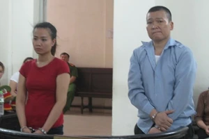 Trích tiền bán đất để... buôn ma túy