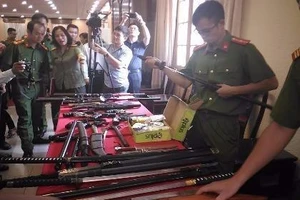 Phát hiện kho vũ khí trong nhà 'trùm' cho vay nặng lãi