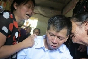 Mở lại phiên xử 2 cán bộ điều tra làm oan ông Chấn