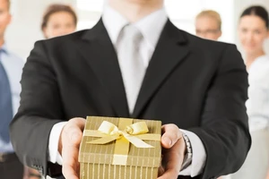 'Không có trường hợp nào tặng, nhận quà sai quy định'