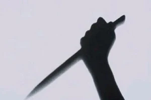 Cô giáo mang thai bị chồng đâm tử vong