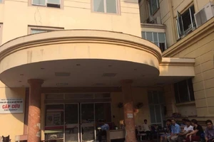 20 côn đồ xông vào bệnh viện truy sát bệnh nhân