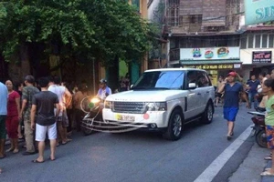 Bé trai 2 tuổi bị xe Rangerover tông chết
