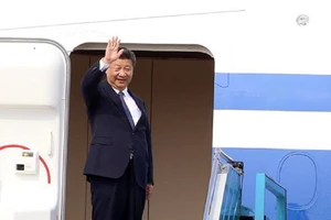 Toàn cảnh: Chủ tịch Tập Cận Bình lên máy bay rời Hà Nội