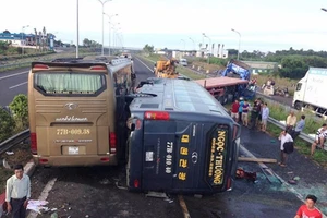 CSGT hướng dẫn phải làm gì khi có tai nạn liên hoàn?