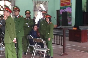 Tử hình nữ quái dùng chày sát hại chủ nhiệm HTX dã man