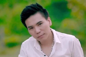 Bắt khẩn cấp ca sĩ Châu Việt Cường