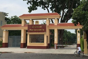 Truy tố 3 cựu công an vụ 2 tử tù đục tường vượt ngục